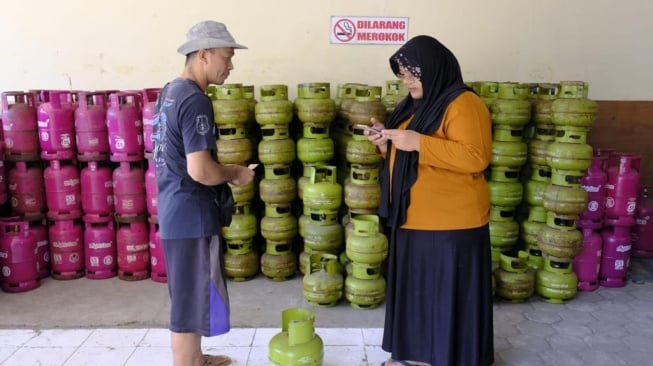 Mulai 1 Januari 2024 Beli LGP 3 Kg Wajib Melakukan Pendaftaran Pakai KTP lalu KK